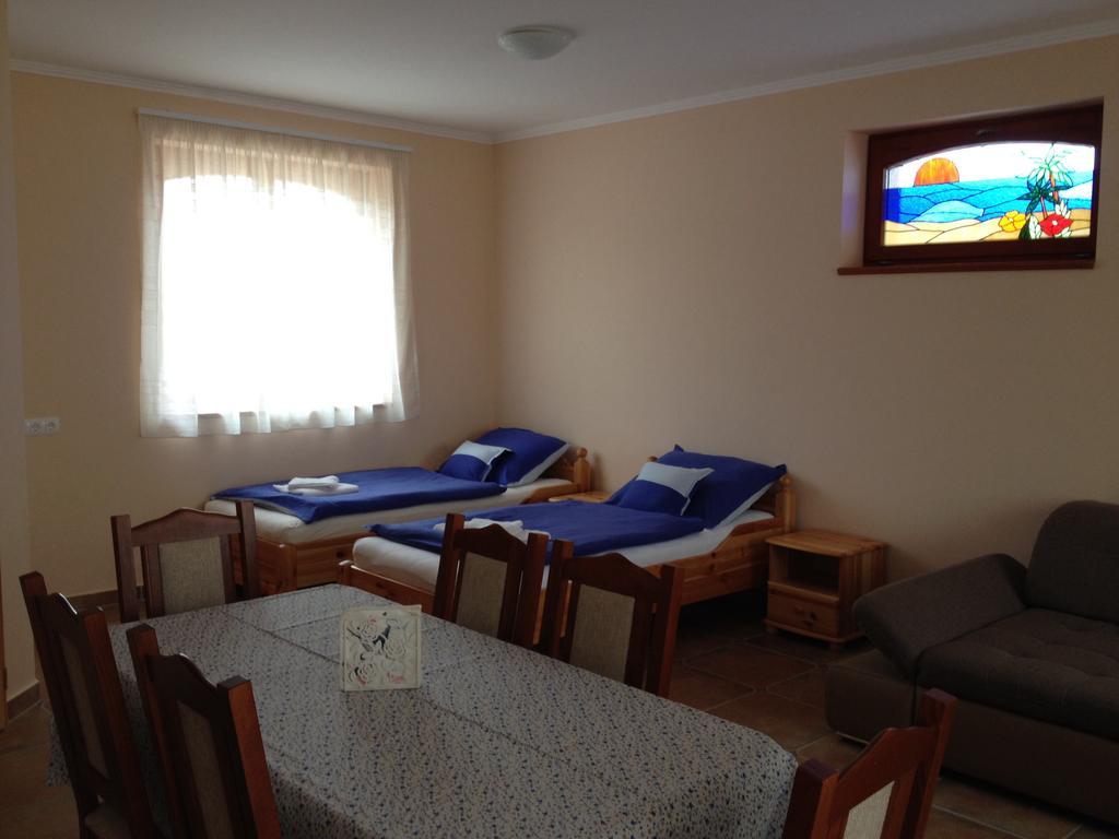 Vidor Vendeghaz Hotel Demjen Ngoại thất bức ảnh